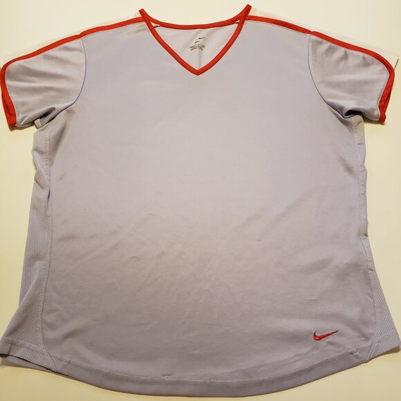 Nike Dri Fit Medium Lavender Running Tee - Picture 9 of 15